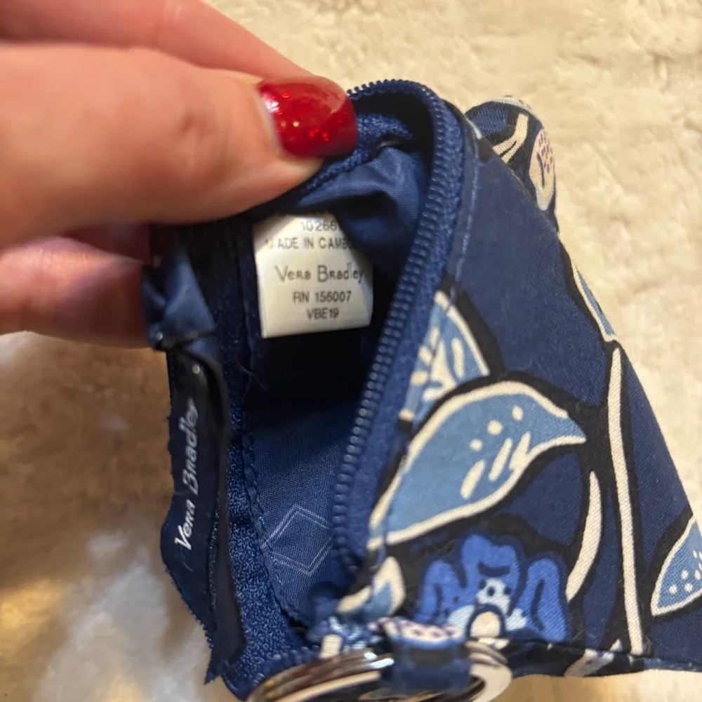 Vera Bradley ID Case Tropics Tapestry with Keyring Blue White Purple ZipUp - Picture 9 of 11